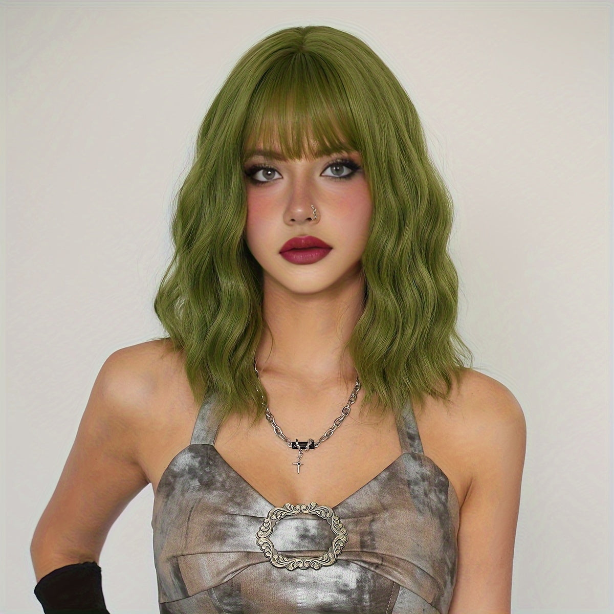 Green Wavy Shoulder-Length Synthetic Wig with Bangs - Heat Resistant, High Density for Daily Wear & Parties, 17.7"