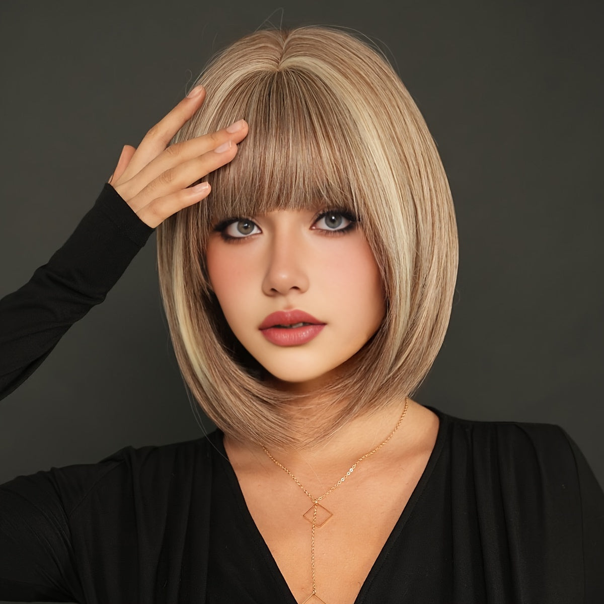 Elegant Short Bob Wig for Women - High-Density Synthetic Straight Hair with Brown & Blonde Highlights, Heat Resistant, Perfect for Daily Wear & Parties